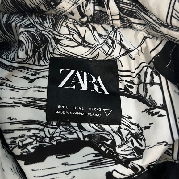 NWOT Zara Monochrome Comic Strip Graphic Puff Style Jacket - Picture 2 of 8